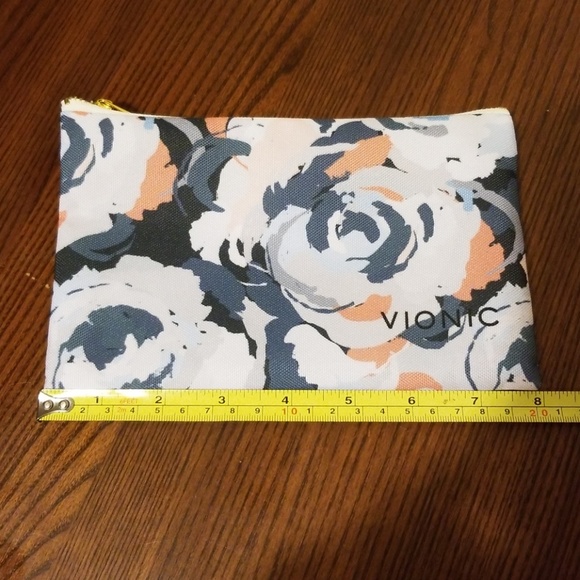 Vionic makeup or accessory bag - Picture 5 of 6